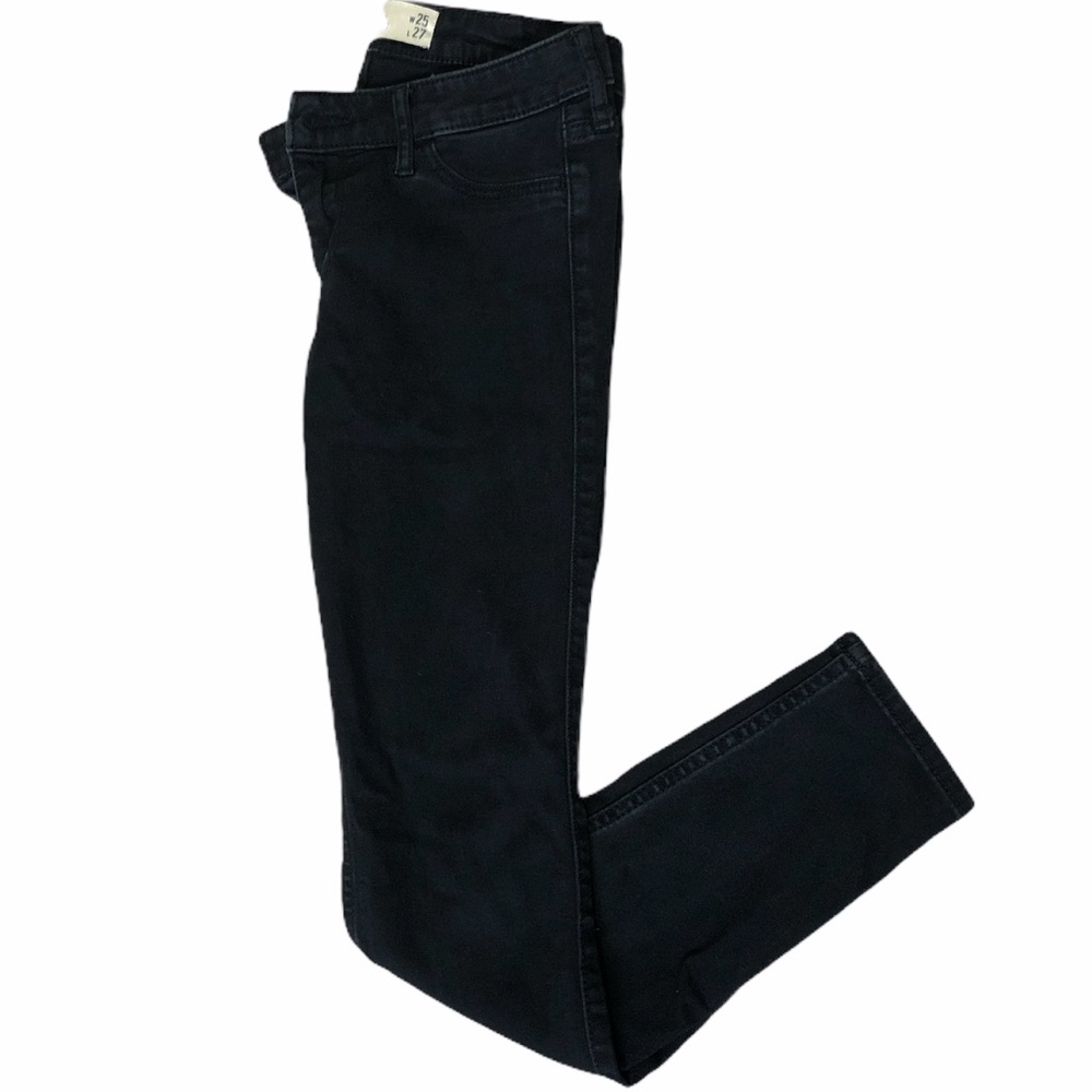 1S Hollister Jeans